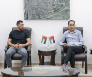 لقاء يجمع رئيس بلدية قلقيلة بنقابة عمال وموظفي بلدية قلقيلية .