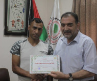 رئيس بلدية قلقيلية د. هاشم المصري يكرم شركة علي يامين واولاده لتجارة المعدا