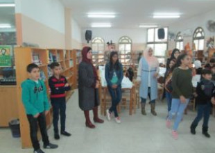 اليوم المفتوح للنادي الشتوي الذي تنظمه المكتبة العامة&lrm;.