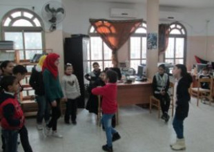 اليوم المفتوح للنادي الشتوي الذي تنظمه المكتبة العامة&lrm;.