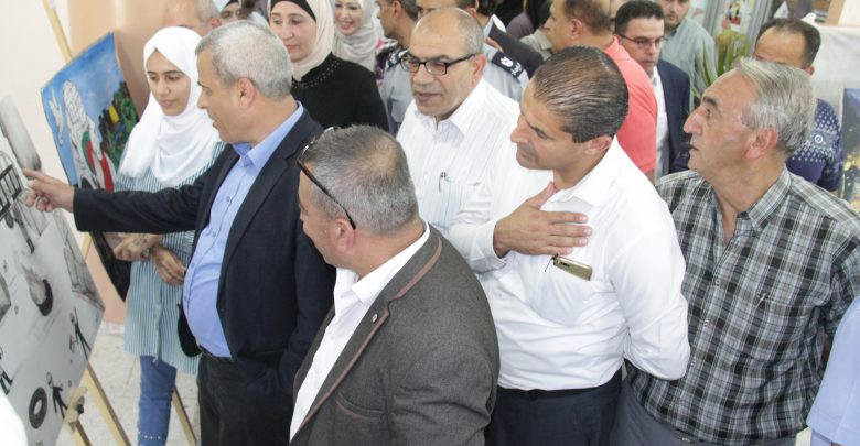 مكتبة البلدية تحتضن معرض اشراقات للفن التشكيلي&rlm;
